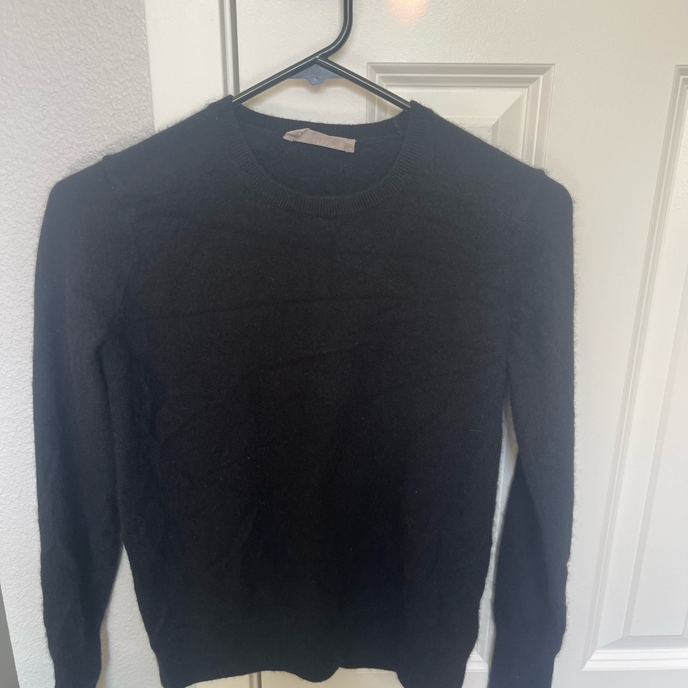 Everlane crewneck sweater